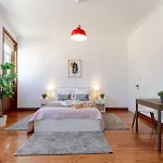Host Wise - Classy Amazing Flats *