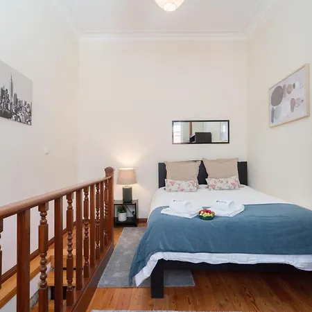 Host Wise - Classy Amazing Flats Apartment