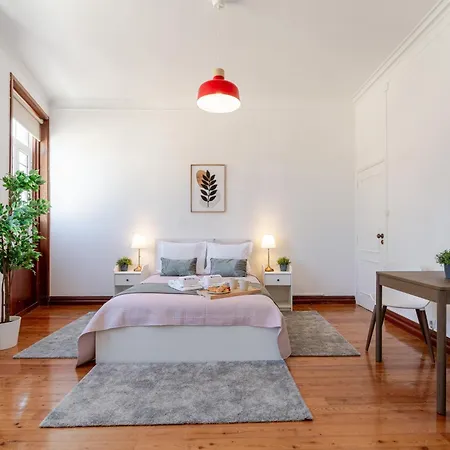 Host Wise - Classy Amazing Flats *