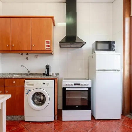 Host Wise - Classy Amazing Flats *