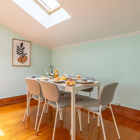 Host Wise - Classy Amazing Flats