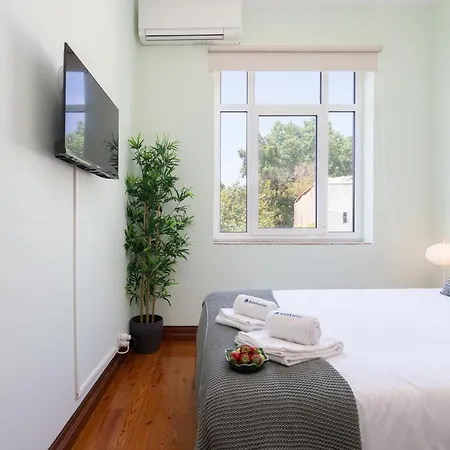 Host Wise - Classy Amazing Flats * Порту