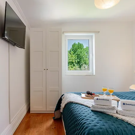 Апартаменты Host Wise - Classy Amazing Flats Порту
